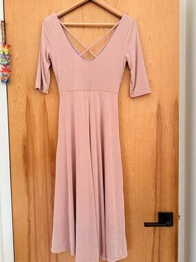 NWT: ASTR Pink Midi Dress- Size Small